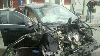 车祸死亡爆料新闻报道稿,车祸夺命,现场惨烈,遇难者身份引关注” 第2张 车祸死亡爆料新闻报道稿,车祸夺命,现场惨烈,遇难者身份引关注” 第2张