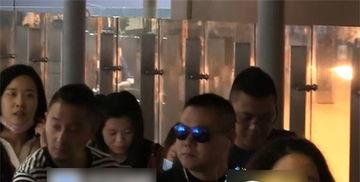 明星爆料酒店视频播放,明星真实生活瞬间大揭秘  第1张